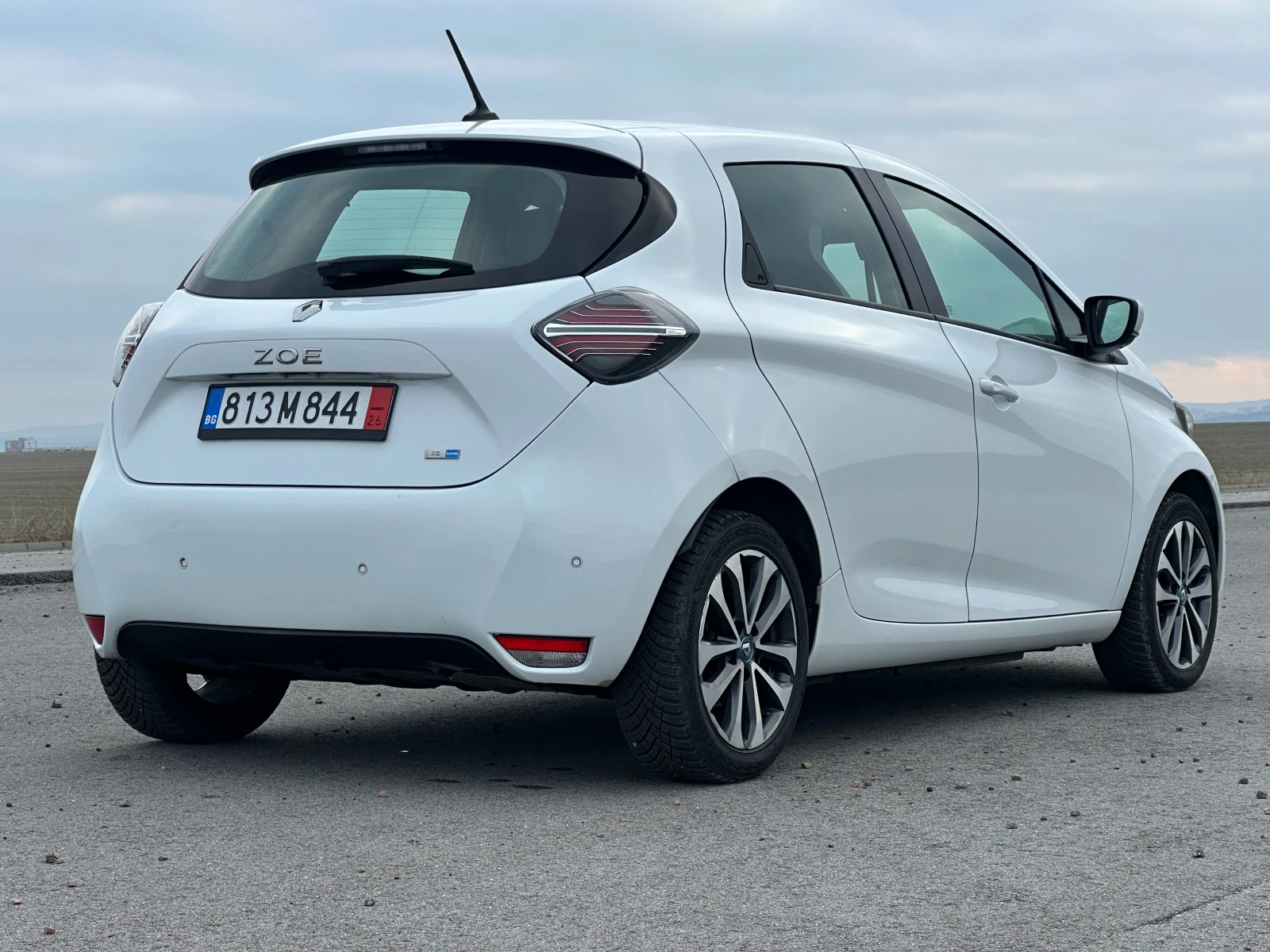 Renault Zoe R135 CCS 52kw Гаранция 99% SoH Термопомпа, снимка 9 - Автомобили и джипове - 53275340