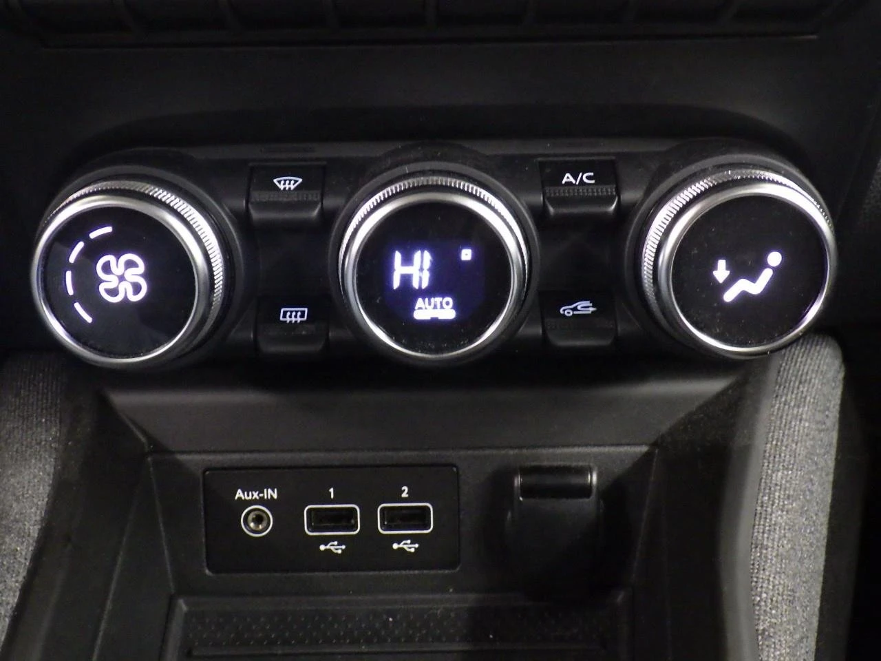 Renault Zoe R135 Zen CCS 52kw �������� 99% SoH ���������� | Mobile.bg � ����������� 10