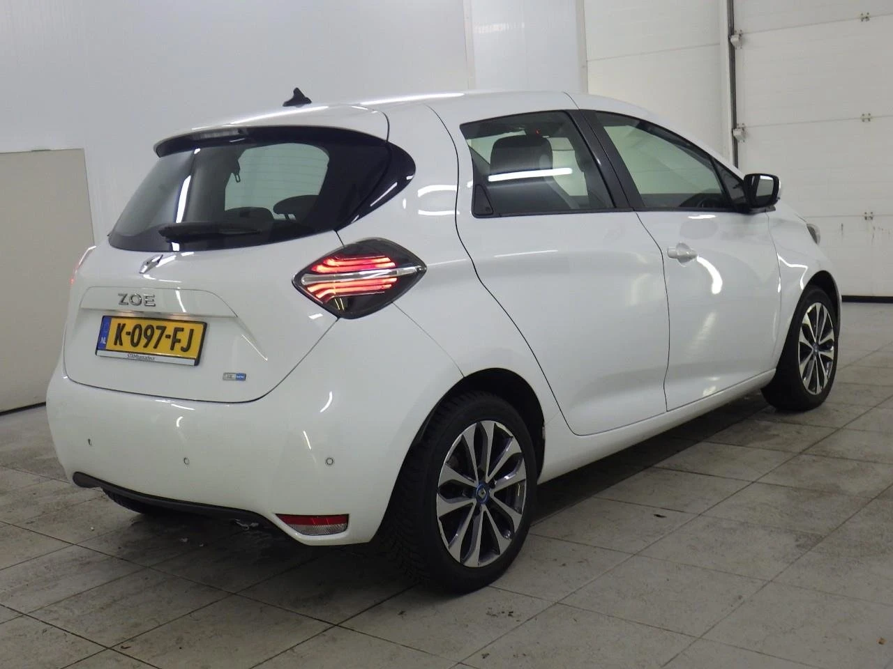 Renault Zoe R135 Zen CCS 52kw �������� 99% SoH ���������� | Mobile.bg � ����������� 2