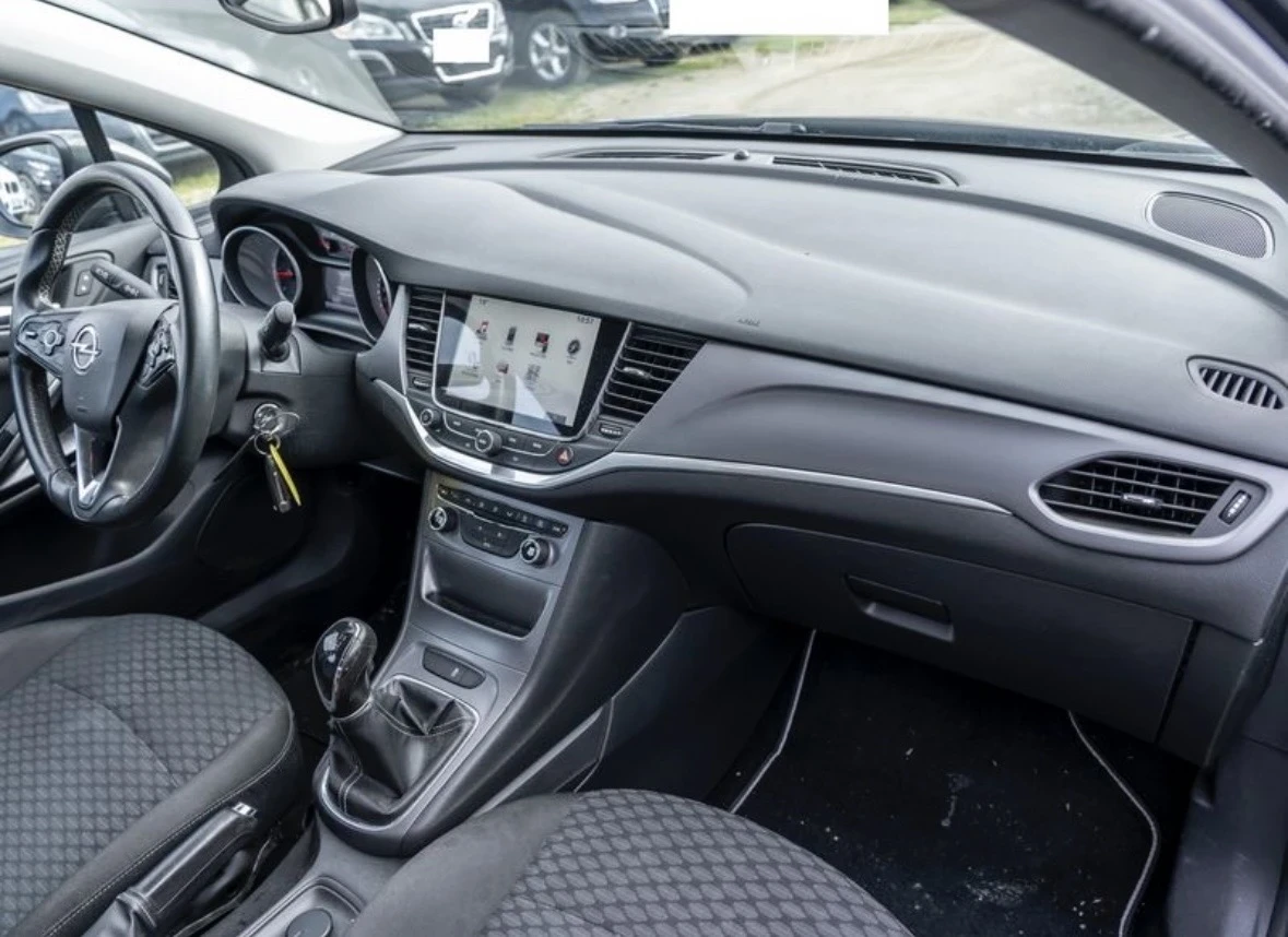 Opel Astra 1.6 CDTI DPF Elective, снимка 9 - Автомобили и джипове - 53771724