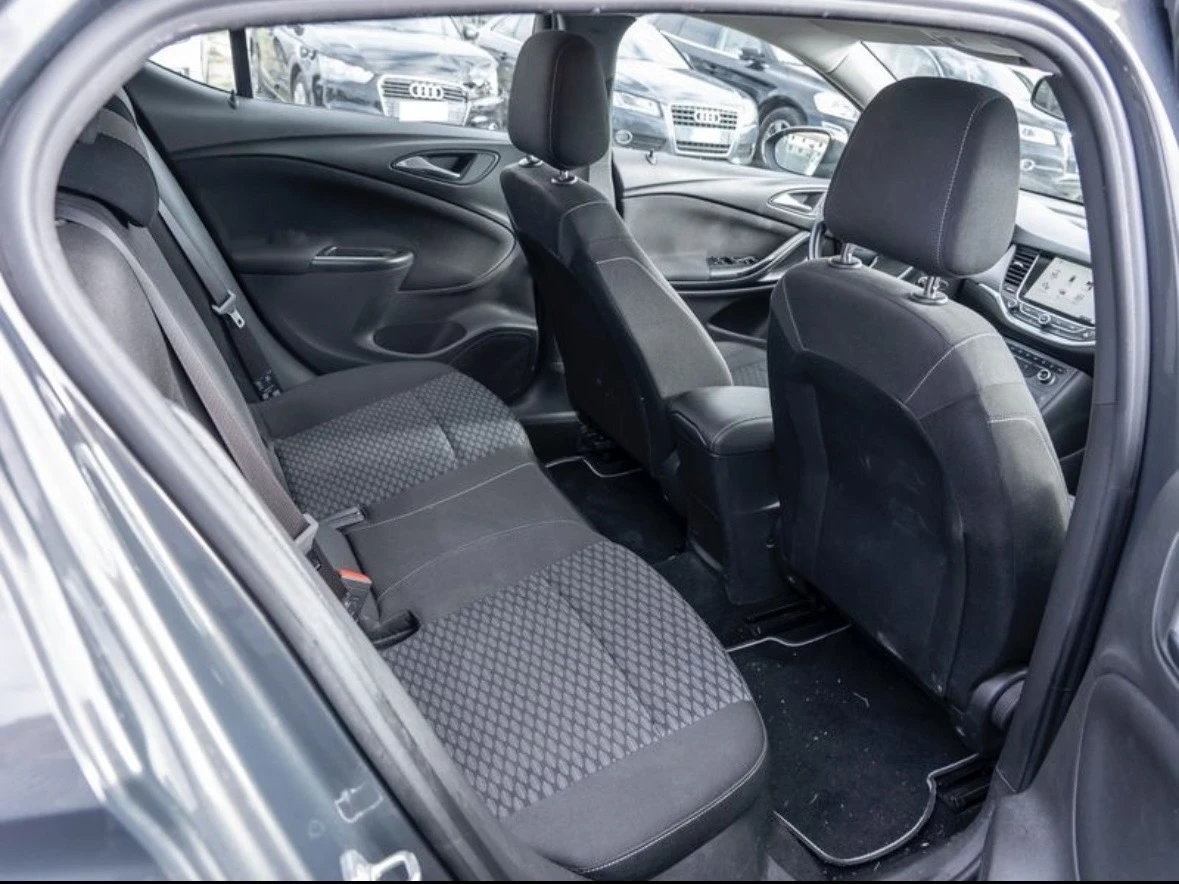 Opel Astra 1.6 CDTI DPF Elective, снимка 12 - Автомобили и джипове - 53771724