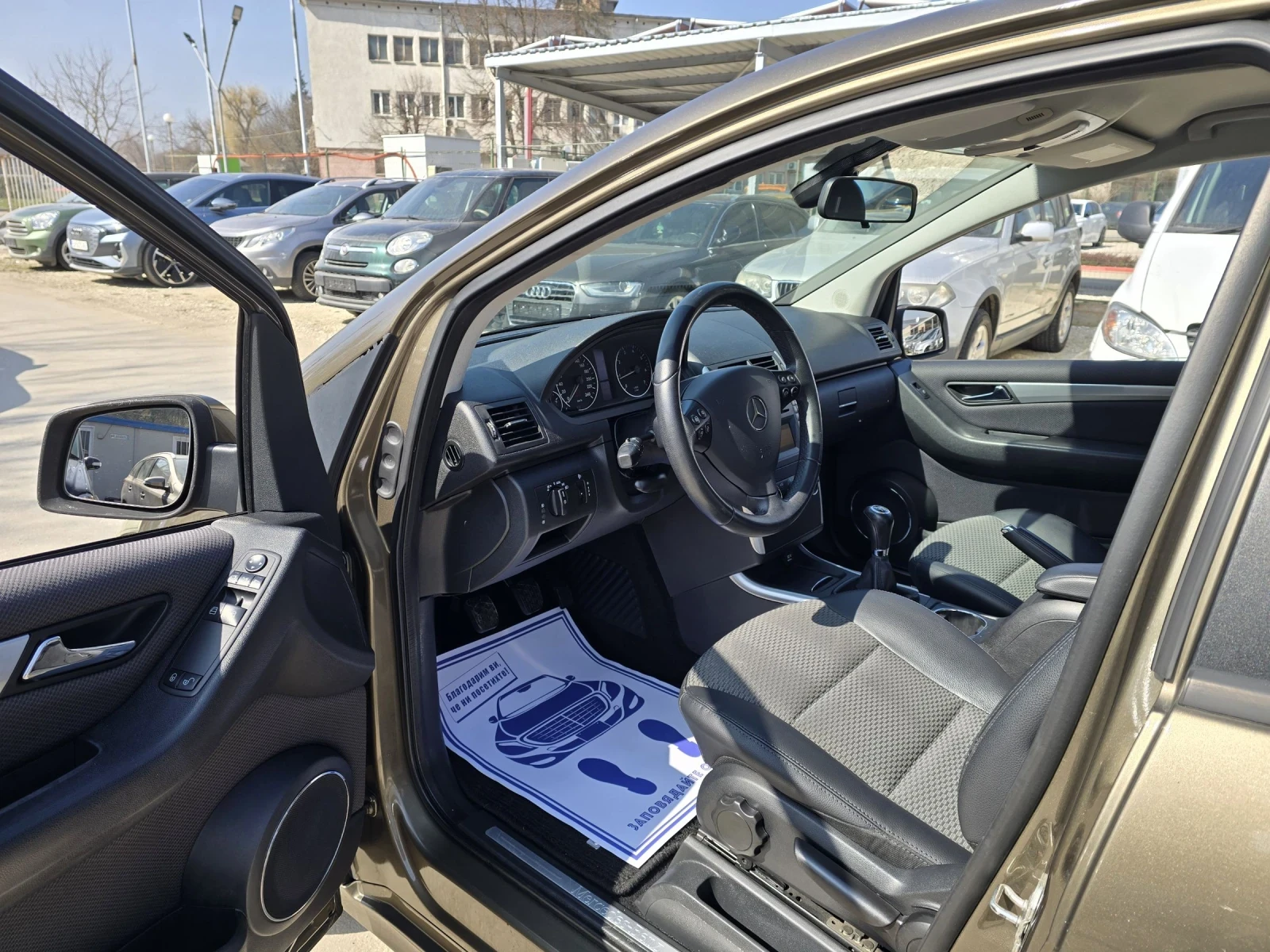 Mercedes-Benz A 170 1.7i 116к.с Топ състояние , снимка 11 - Автомобили и джипове - 53825740