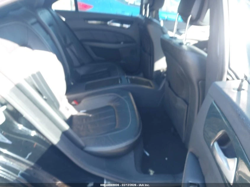 Mercedes-Benz CLS 400  С РЕГИСТРАЦИЯ & АВТО КРЕДИТ , снимка 8 - Автомобили и джипове - 54042263