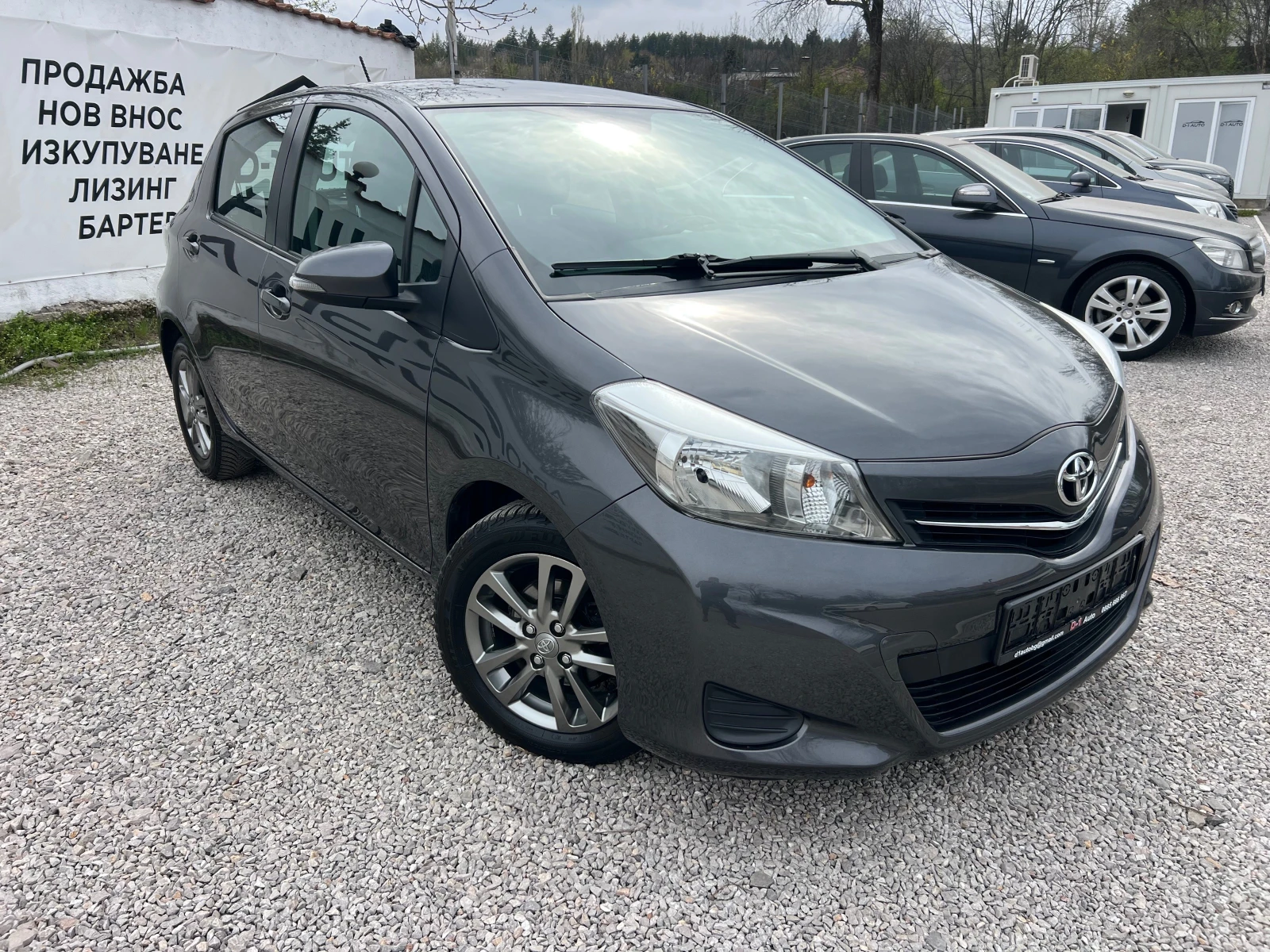 Toyota Yaris 1.3-АВТОМАТИК!