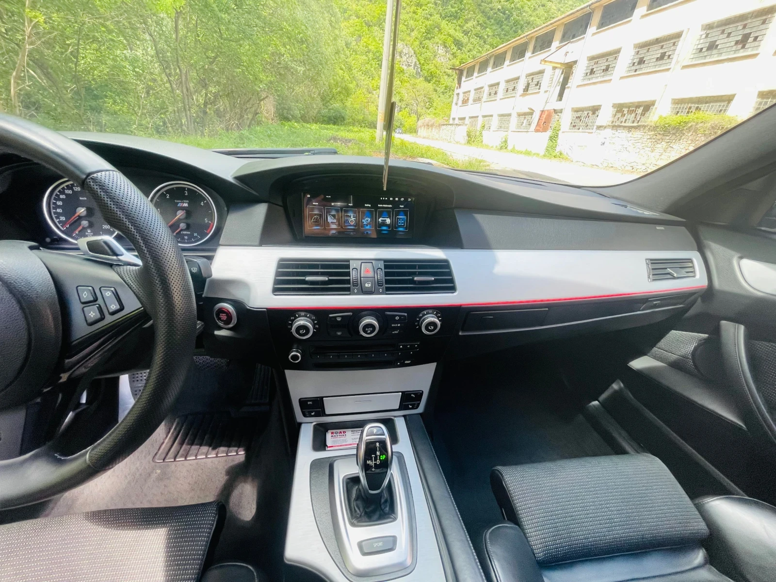 BMW 530 Facelift 235кс SAT , снимка 13 - Автомобили и джипове - 54586146