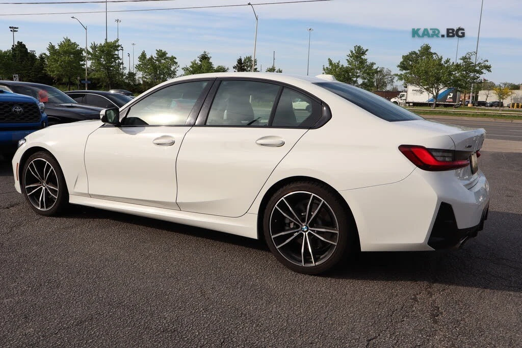 BMW 330 M-Package (КРАЙНА цена до БЪЛГАРИЯ), снимка 4 - Автомобили и джипове - 54945394