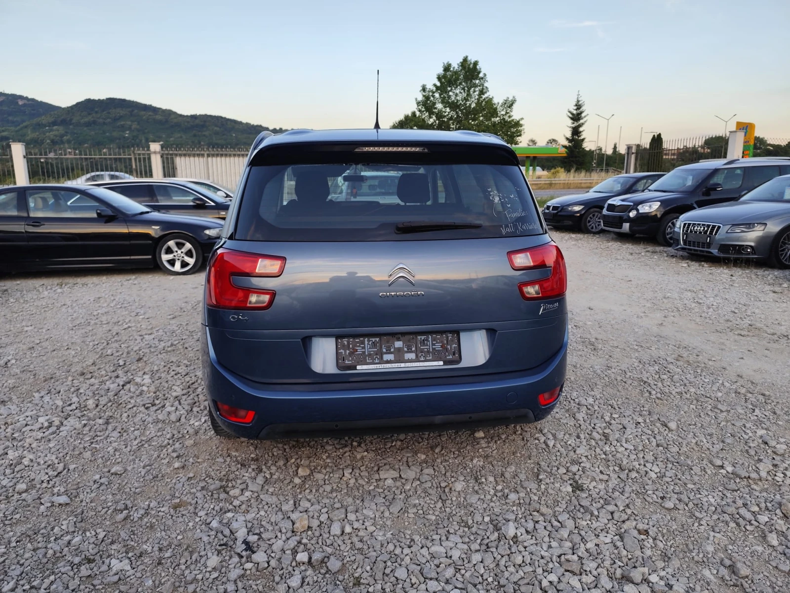 Citroen C4 Picasso 1.6 дизел Автомат, снимка 6 - Автомобили и джипове - 54971695