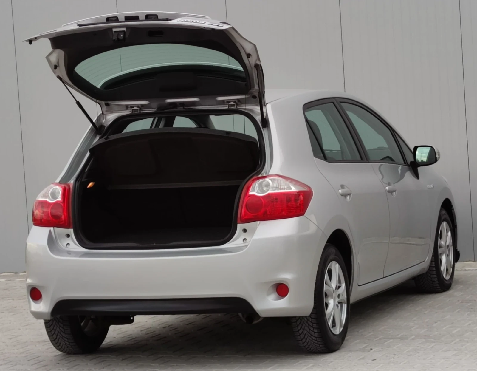 Toyota Auris 1.8 Hybrid * 99�.�*  | Mobile.bg � ����������� 15