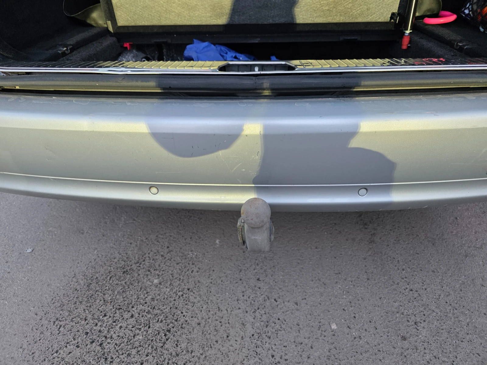 Mercedes-Benz E 220, снимка 2 - Автомобили и джипове - 55640743