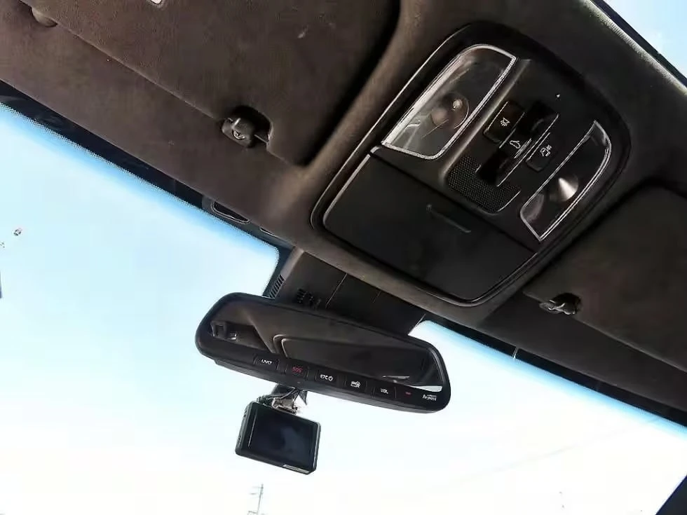 Kia Stinger 2.0 Turbo 4WD Platinum, снимка 13 - Автомобили и джипове - 55693084