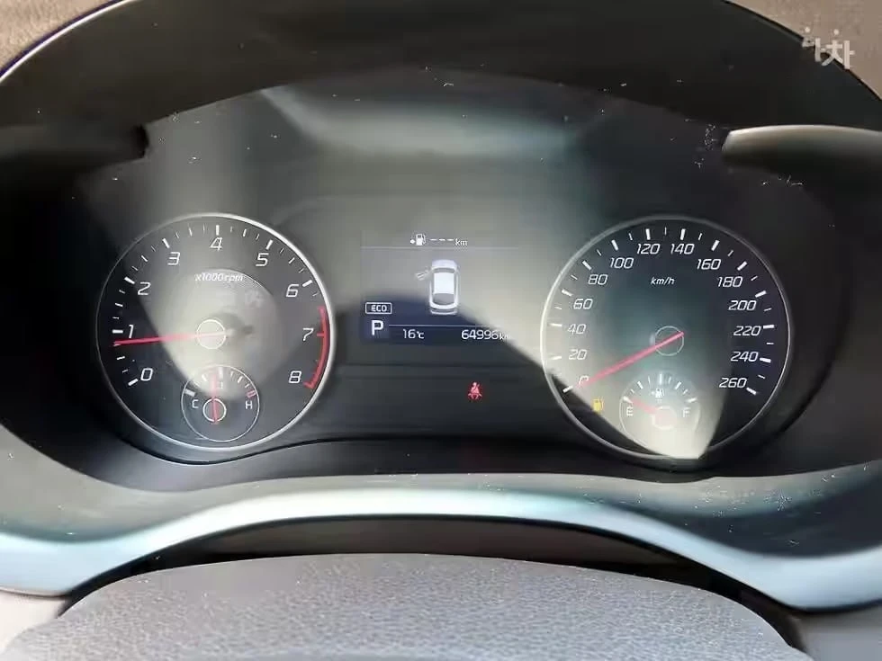 Kia Stinger 2.0 Turbo 4WD Platinum, снимка 8 - Автомобили и джипове - 55693084
