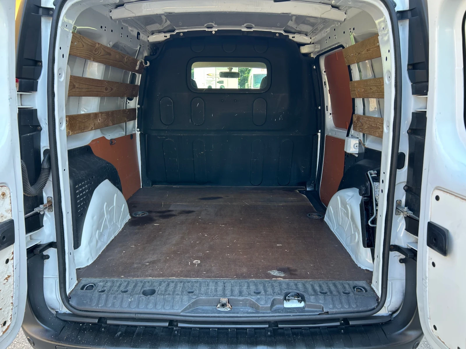 Renault Kangoo 1.5DCI �������� | Mobile.bg � ����������� 10