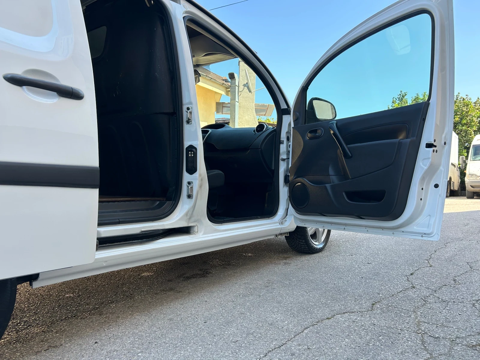Renault Kangoo 1.5DCI �������� | Mobile.bg � ����������� 13