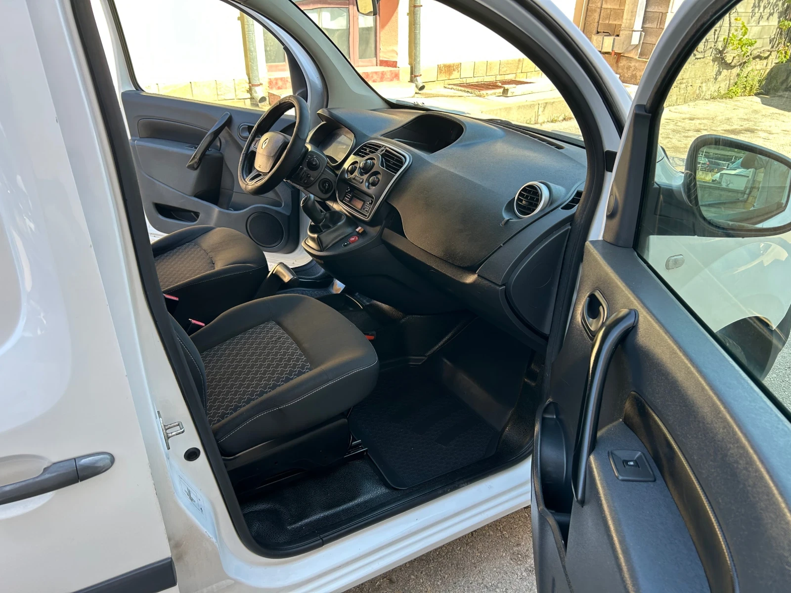 Renault Kangoo 1.5DCI �������� | Mobile.bg � ����������� 9