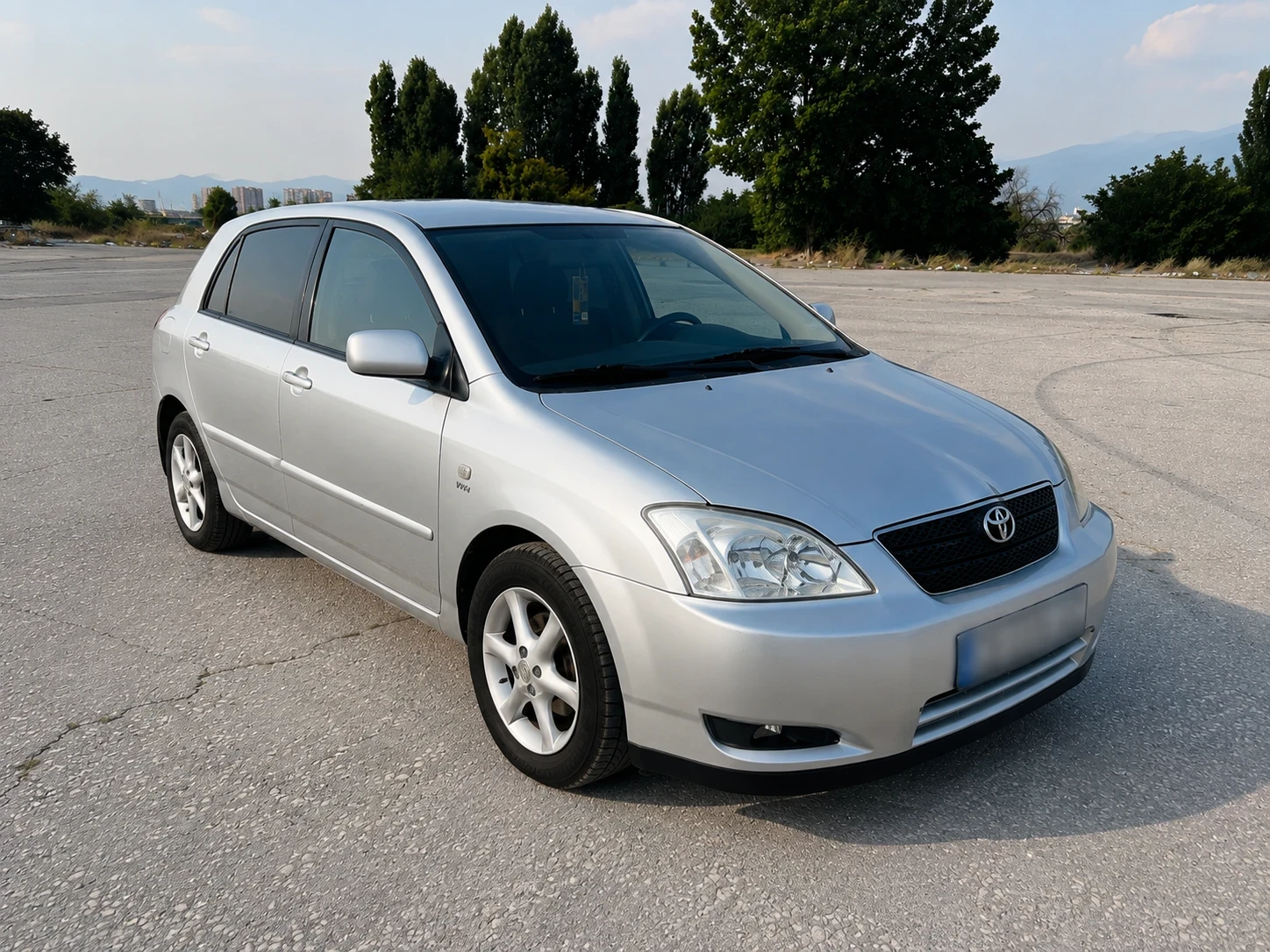 Toyota Corolla Toyota Corolla E12 1.6 VVT-i   110 к.с.   БЕНЗИН