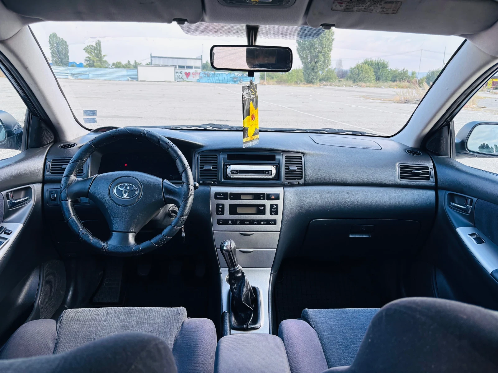 Toyota Corolla Toyota Corolla E12 1.6 VVT-i   110 к.с.   БЕНЗИН, снимка 9 - Автомобили и джипове - 55784206