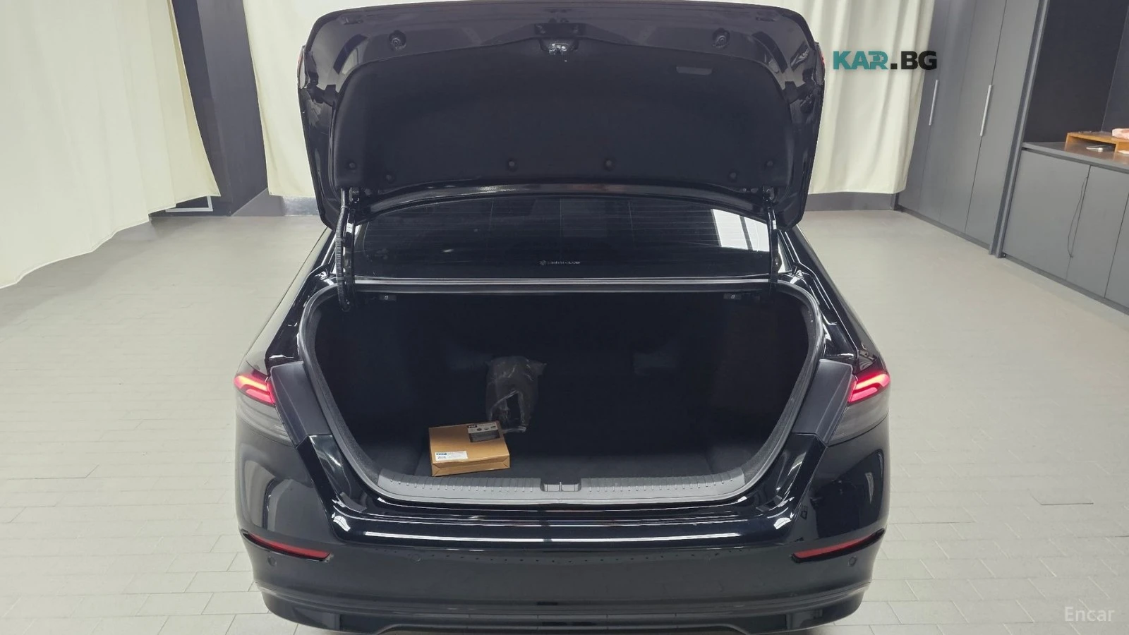 Honda Accord DISTRONIC* ПОДГРЕВ* КАМЕРА* SUNROOF* KEYLESS* , снимка 15 - Автомобили и джипове - 55819925