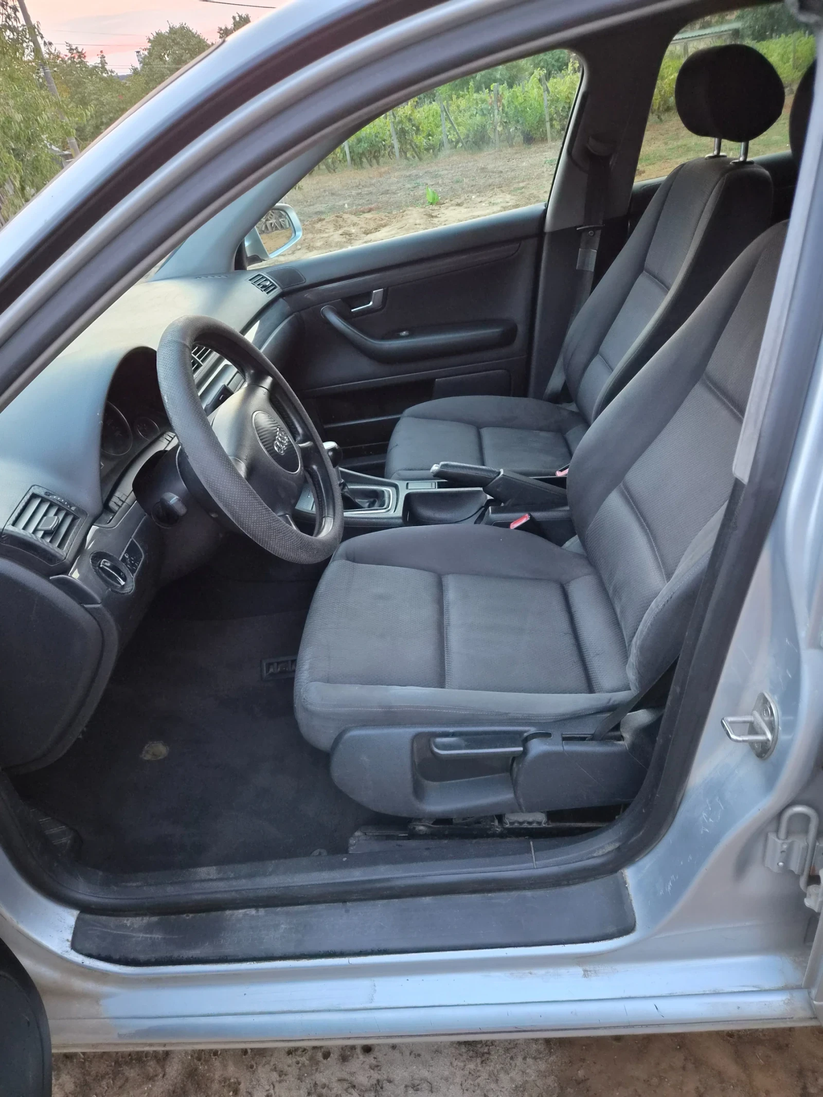 Audi A4 2001г. 1.9 ТДИ 131, снимка 8 - Автомобили и джипове - 56046586
