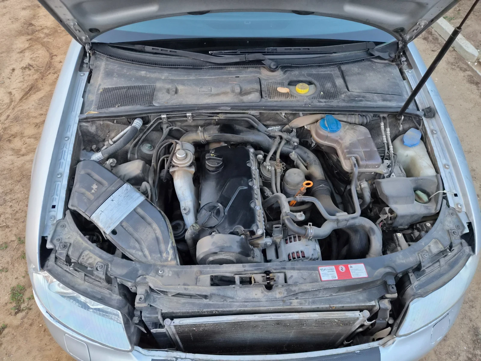 Audi A4 2001г. 1.9 ТДИ 131, снимка 6 - Автомобили и джипове - 56046586