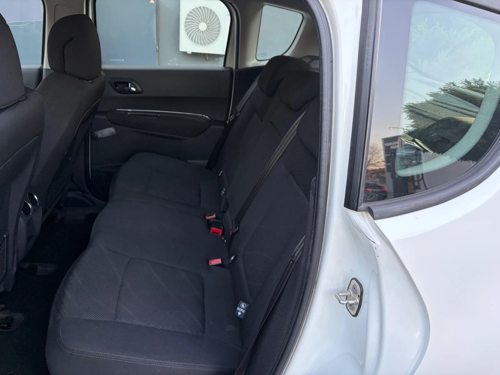 Peugeot 3008 1.6 HDI, снимка 13 - Автомобили и джипове - 56135997