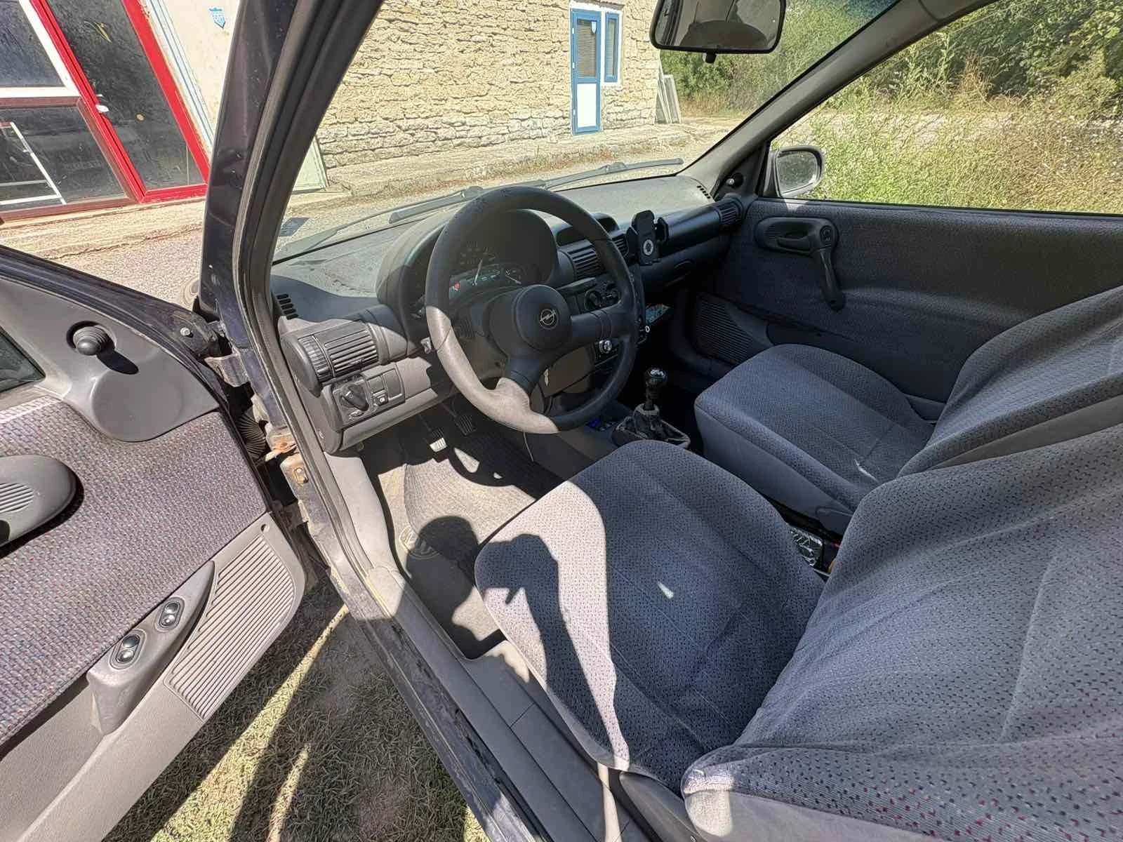 Opel Corsa, снимка 6 - Автомобили и джипове - 56196064