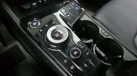 Kia Sportage 2.0diesel 2WD Noblesse autogeorge.com - 21110 € / 41287.57 лв. - 25514698 9