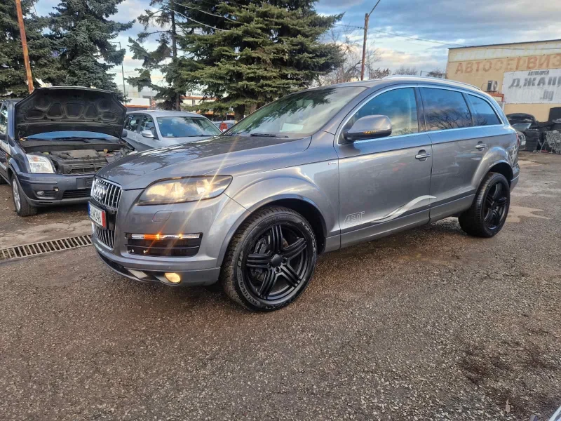 Audi Q7 3.0 S-LINE, снимка 1 - Автомобили и джипове - 48605321