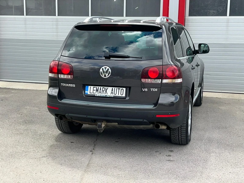 VW Touareg 3.0TDI AUTOMATIK KLIMATRONIK NAVI ЛИЗИНГ!!!, снимка 8 - Автомобили и джипове - 50289698