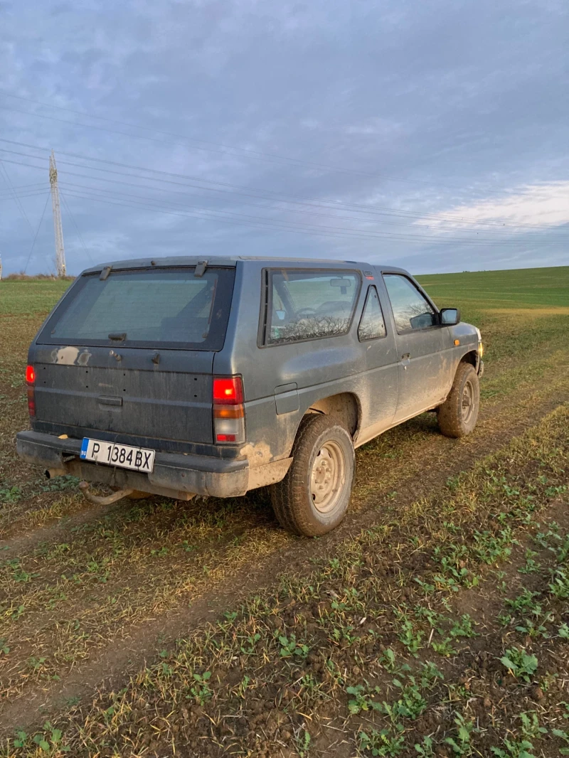 Nissan Terrano 2.7TD, снимка 4 - Автомобили и джипове - 52860878