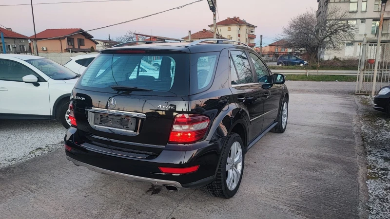 Mercedes-Benz ML 320 Sport, снимка 7 - Автомобили и джипове - 52929313