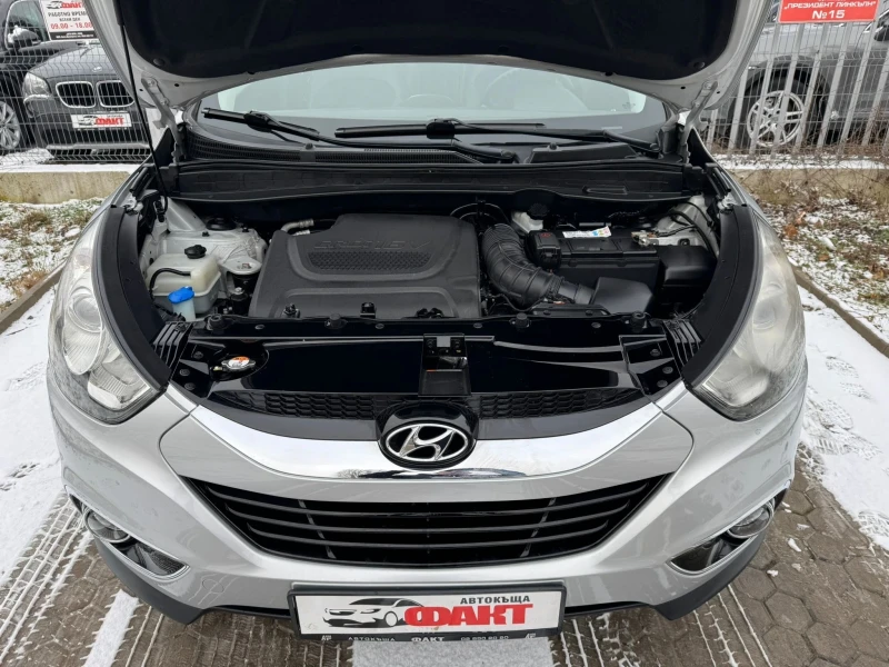 Hyundai IX35 2.0CRDi/4x4/КОЖА, снимка 12 - Автомобили и джипове - 53187097