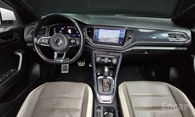 VW T-Roc, снимка 6 - Автомобили и джипове - 54127609