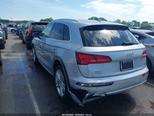 Audi Q5 Premium* Virtual Cockpit* Подгрев* Памет* м.Точки*, снимка 6 - Автомобили и джипове - 54940805