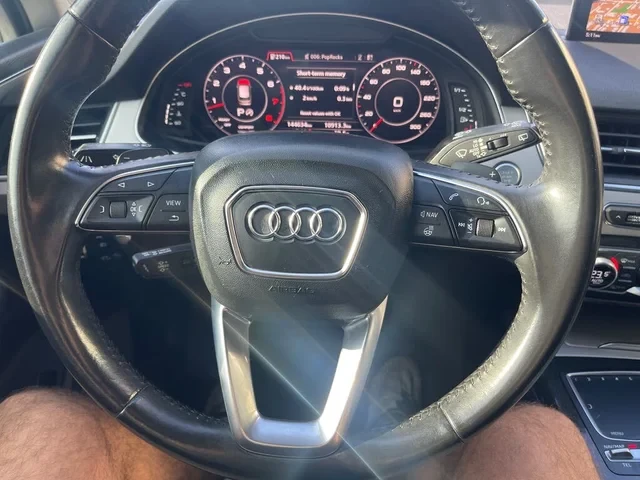 Audi Q7 PRESTIGE ПОДГРЕВ/ОБДУХВАНЕ/ПАНОРАМА, снимка 10 - Автомобили и джипове - 55101393