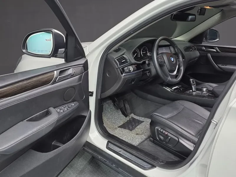 BMW X4 xDrive 20D, снимка 10 - Автомобили и джипове - 55352069