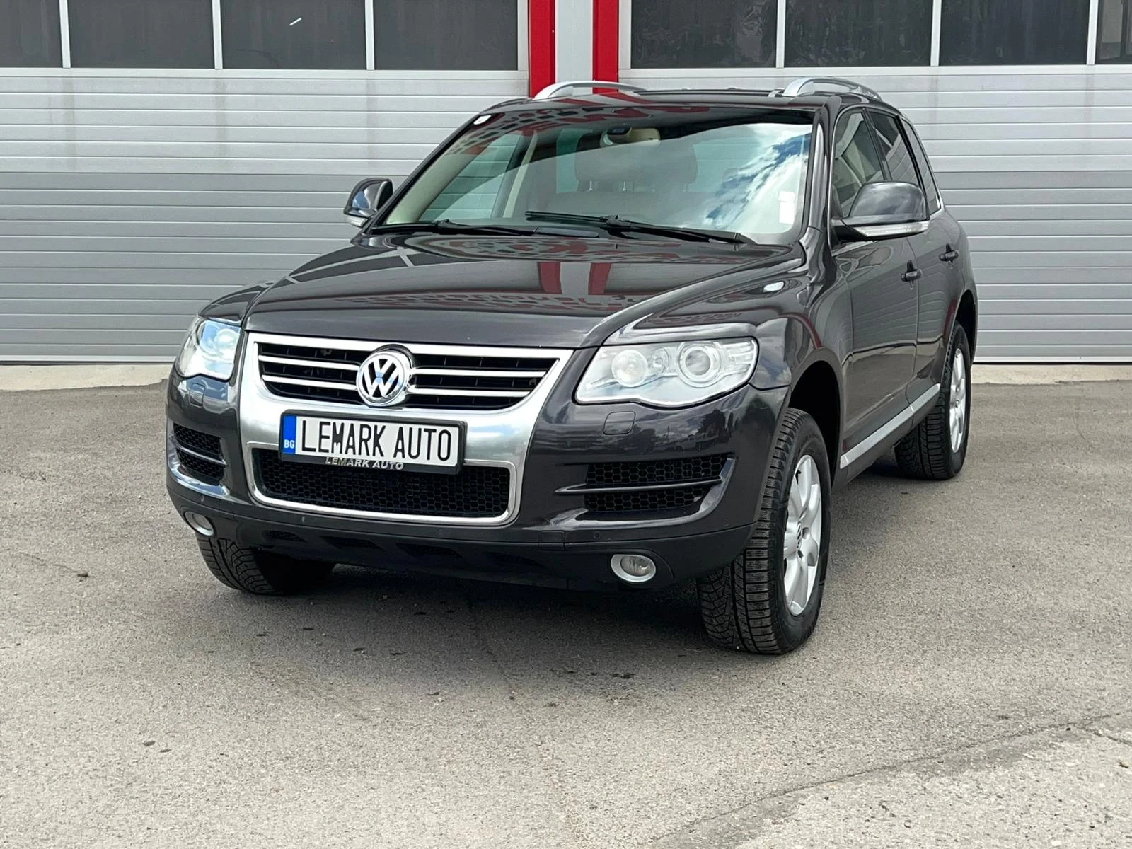 VW Touareg 3.0TDI AUTOMATIK KLIMATRONIK NAVI ЛИЗИНГ!!! - изображение 4