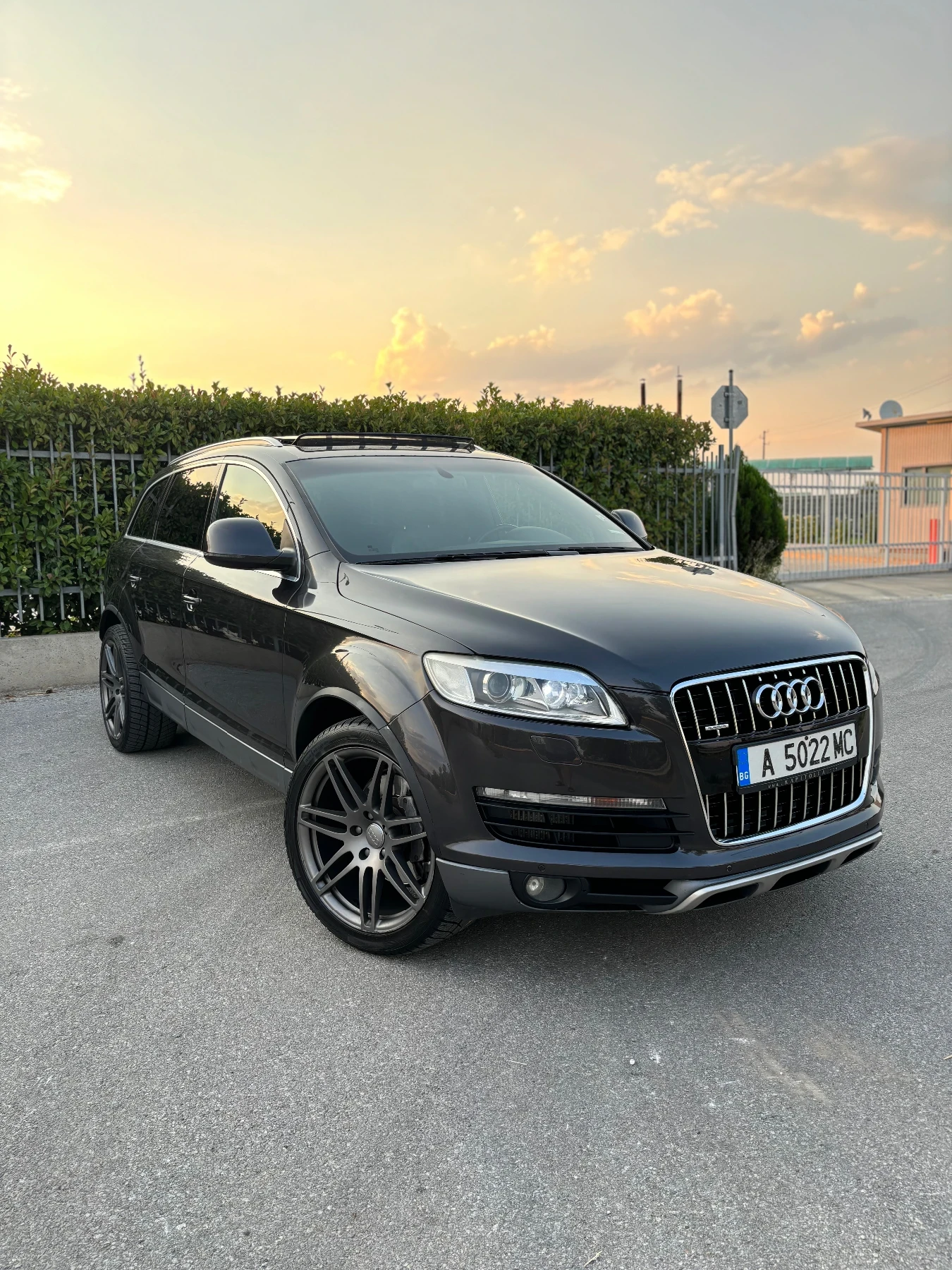 Audi Q7 4.2/TDI Quattro/ KEY LES/ PANORAMA/ BOSE/ 7места - изображение 2