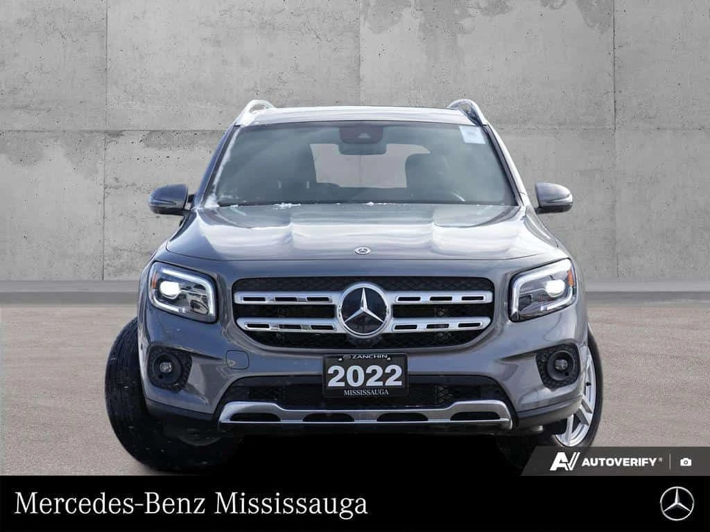 Mercedes-Benz GLB * TECH PKG | PREMIUM PKG * CARFAX * ЦЕНА ДО БГ, снимка 2 - Автомобили и джипове - 53926845