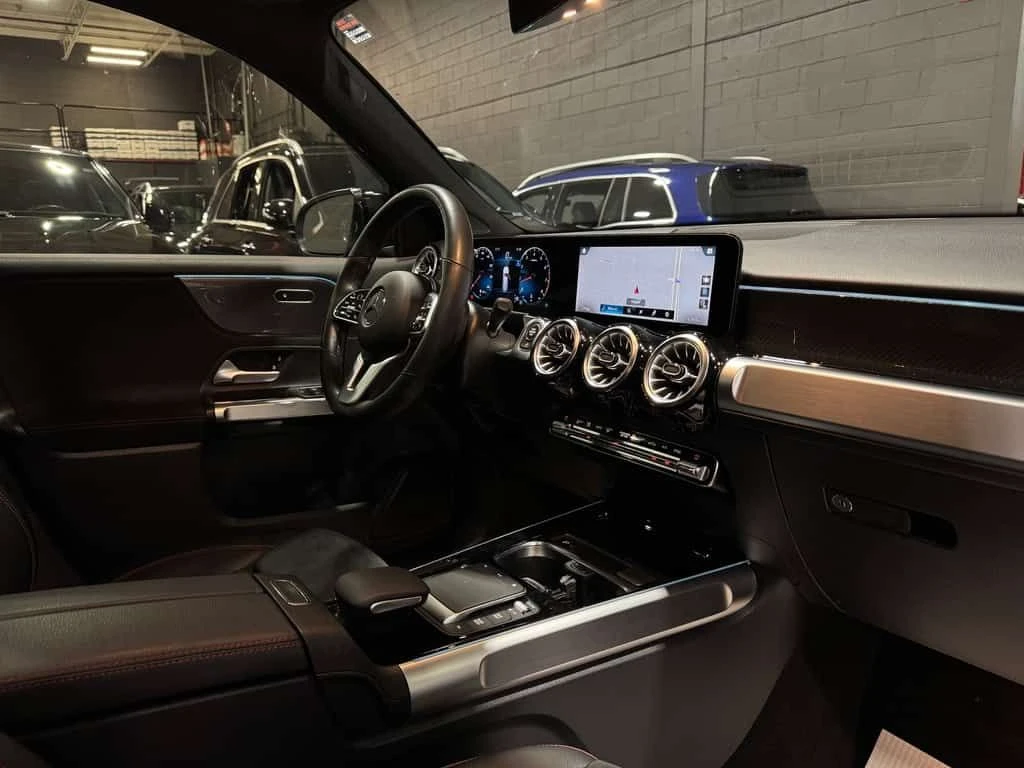 Mercedes-Benz GLB * GLB250 4MATIC NAVIGATION PREMIUM SPORT 360 CAM X, снимка 9 - Автомобили и джипове - 54082660