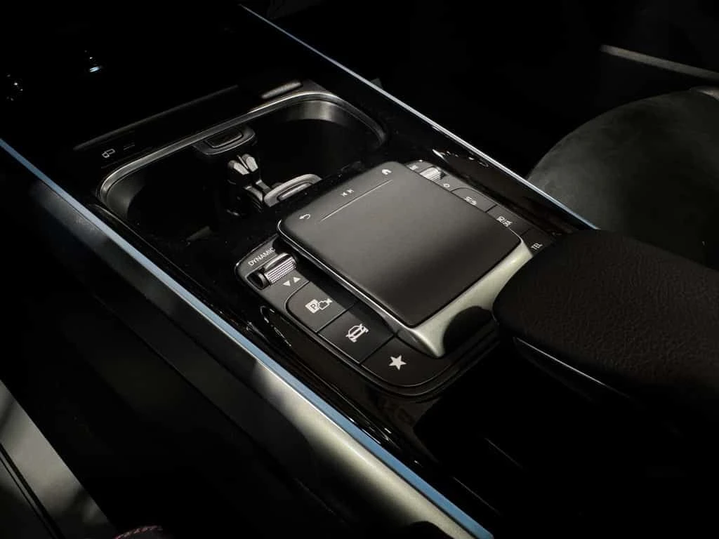 Mercedes-Benz GLB * GLB250 4MATIC NAVIGATION PREMIUM SPORT 360 CAM X, снимка 17 - Автомобили и джипове - 54082660