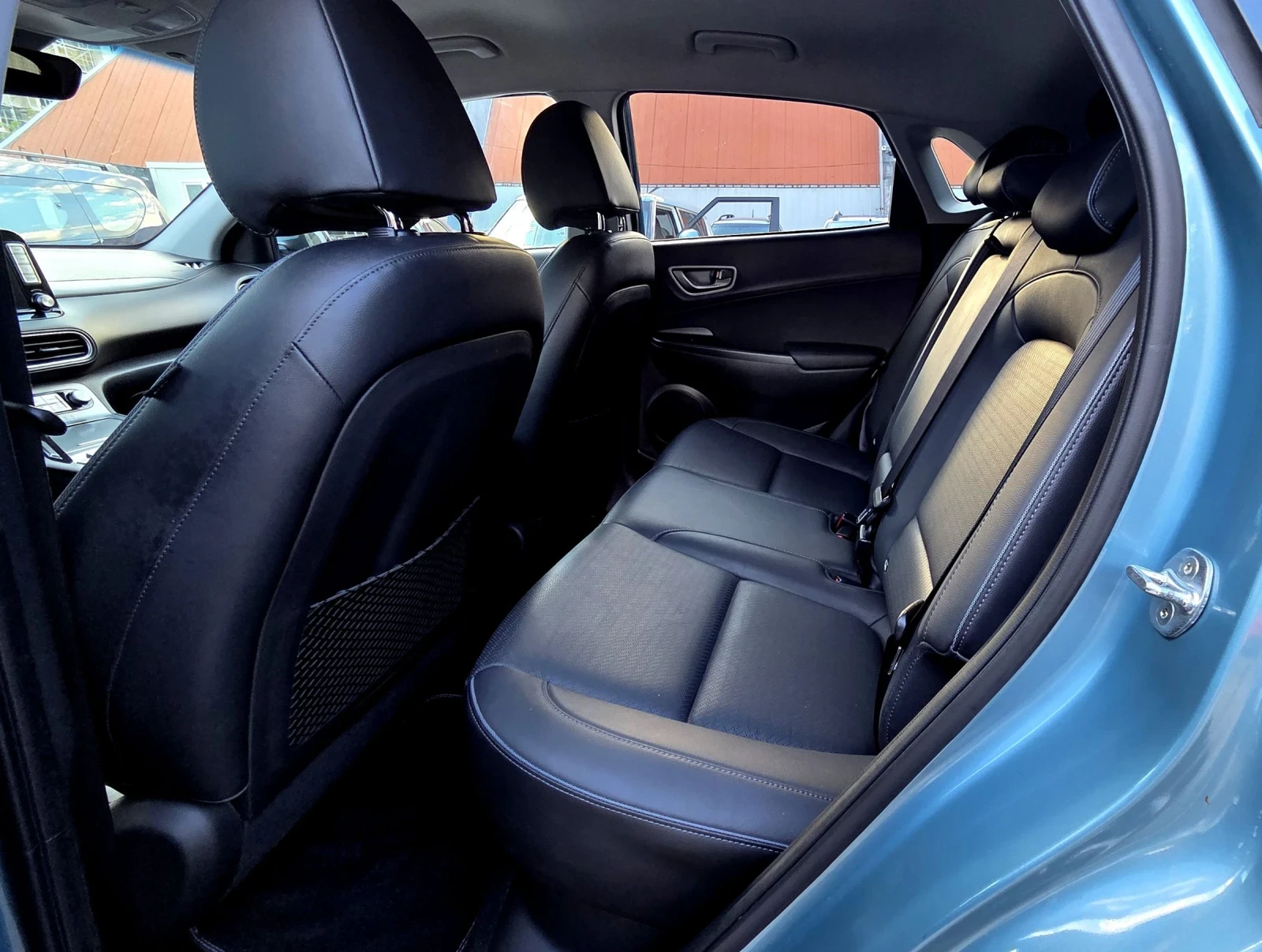 Hyundai Kona 64KWh/Premium/SOH100%, снимка 8 - Автомобили и джипове - 54444042