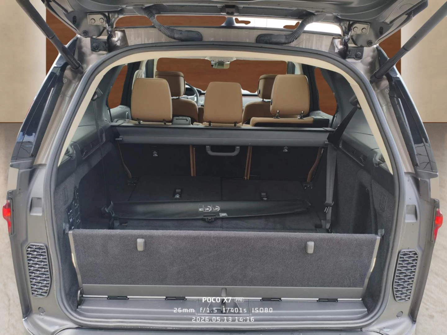 Land Rover Discovery 3.0, снимка 12 - Автомобили и джипове - 54611646