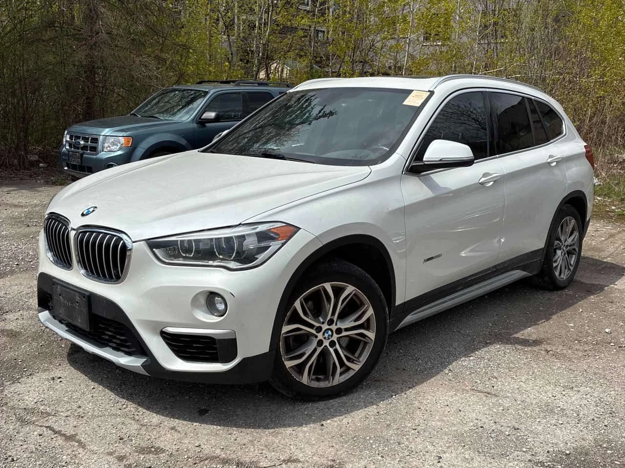 BMW X1 * xDrive28i * КАМЕРА * PANO * H/K * ПОДГРЕВ, снимка 2 - Автомобили и джипове - 54647718
