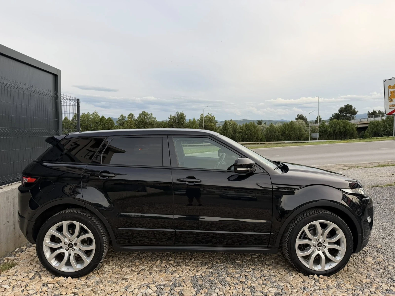 Land Rover Range Rover Evoque 2.2SD4/Dynamic/УНИКАТ/FULL/FULL/GERMANY, снимка 4 - Автомобили и джипове - 54826247