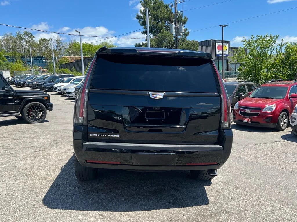 Cadillac Escalade Premium Luxury * 4WD * АвтоКредит * (ЦЕНА ДО БГ), снимка 7 - Автомобили и джипове - 55469015