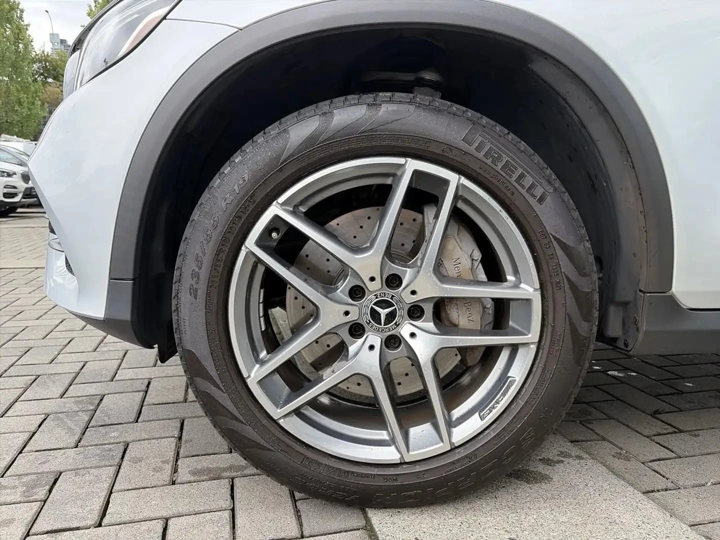 Mercedes-Benz GLC 300 AMG PREMIUM PKG ЦЕНА ДО БЪЛГАРИЯ АВТОКРЕДИТ, снимка 7 - Автомобили и джипове - 55889754