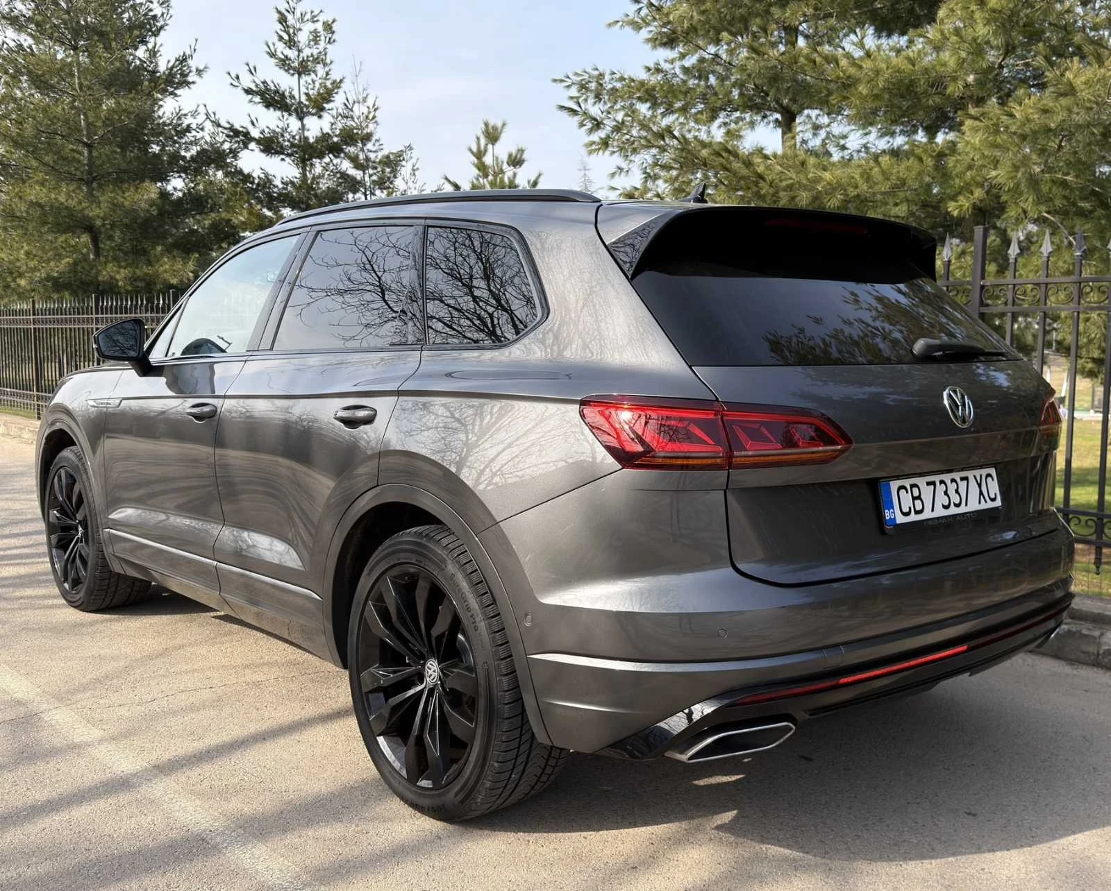 VW Touareg ЛИЗИНГ, снимка 11 - Автомобили и джипове - 56576553