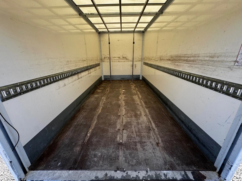 VW Crafter Падащ борд / двойна гума / пълна сервизна история, снимка 9 - Бусове и автобуси - 52155419