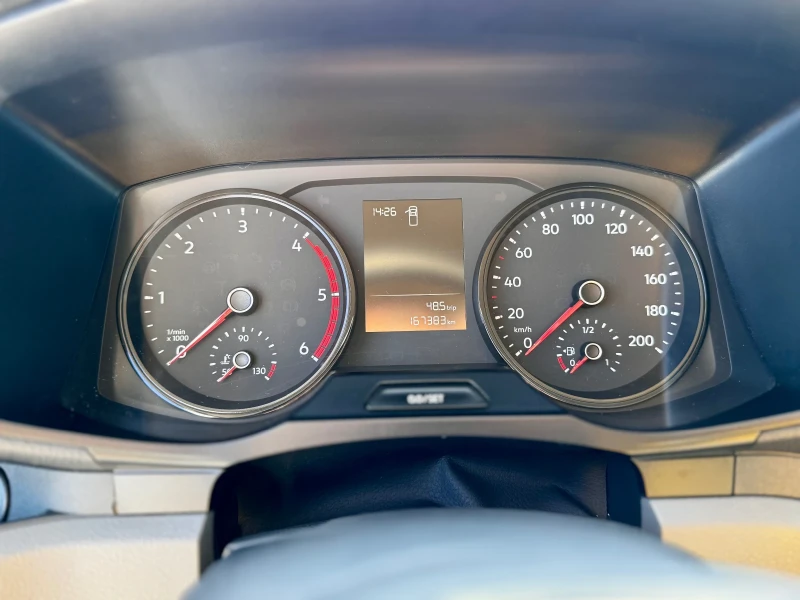 VW Crafter Падащ борд / двойна гума / пълна сервизна история, снимка 14 - Бусове и автобуси - 52155419