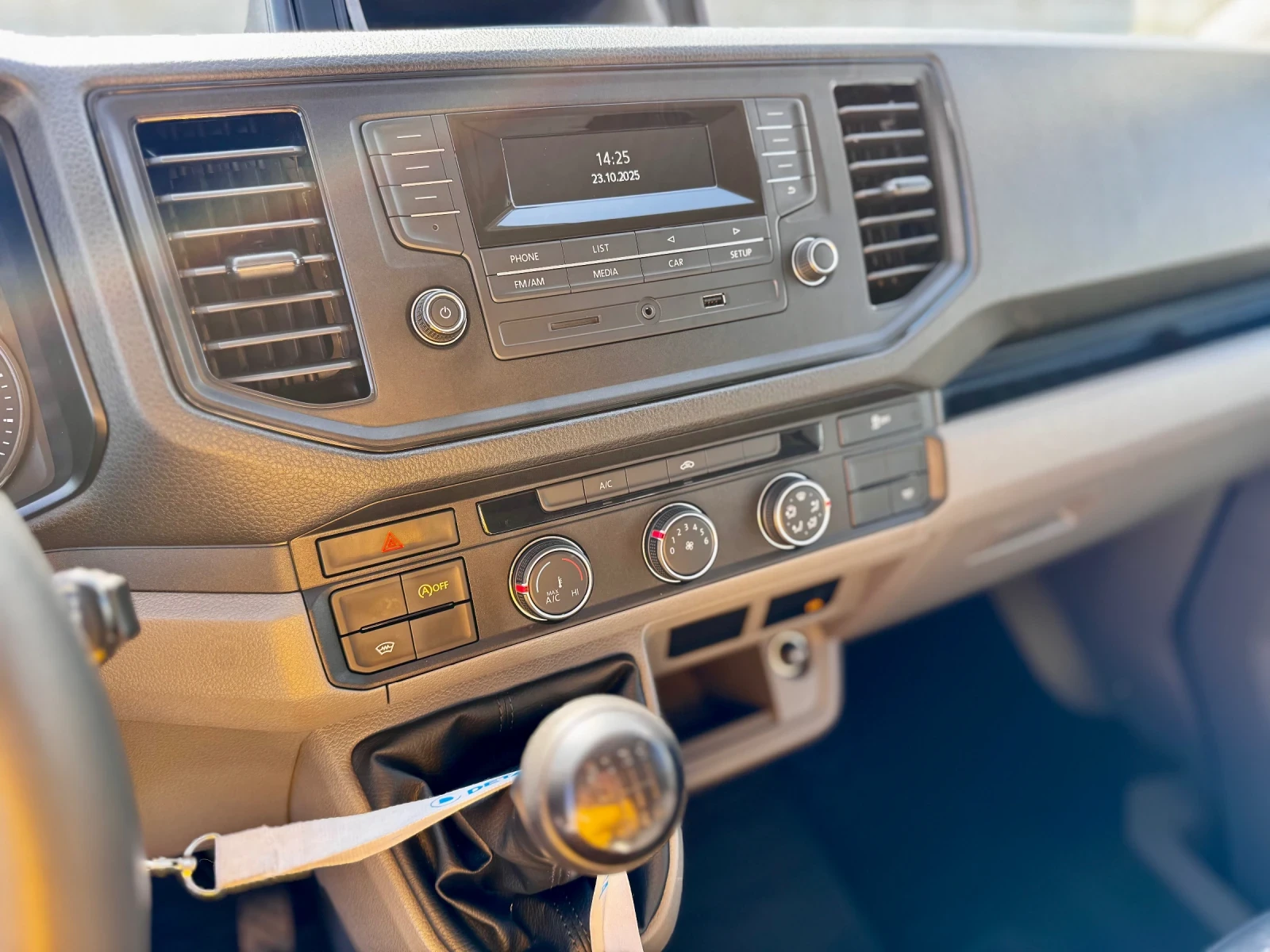 VW Crafter   /   /    | Mobile.bg   13